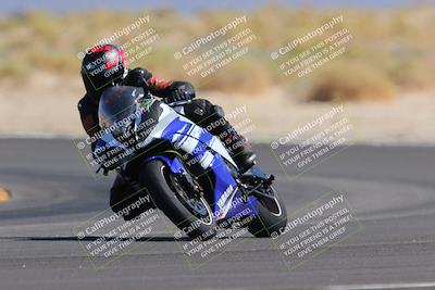 media/Oct-08-2022-SoCal Trackdays (Sat) [[1fc3beec89]]/Turn 16 (125pm)/